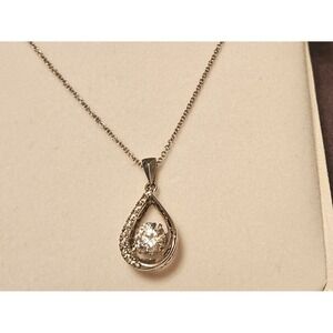 Teardrop Pendant Necklace Dancing Round Cut Crystal Halo Silver Tone‎